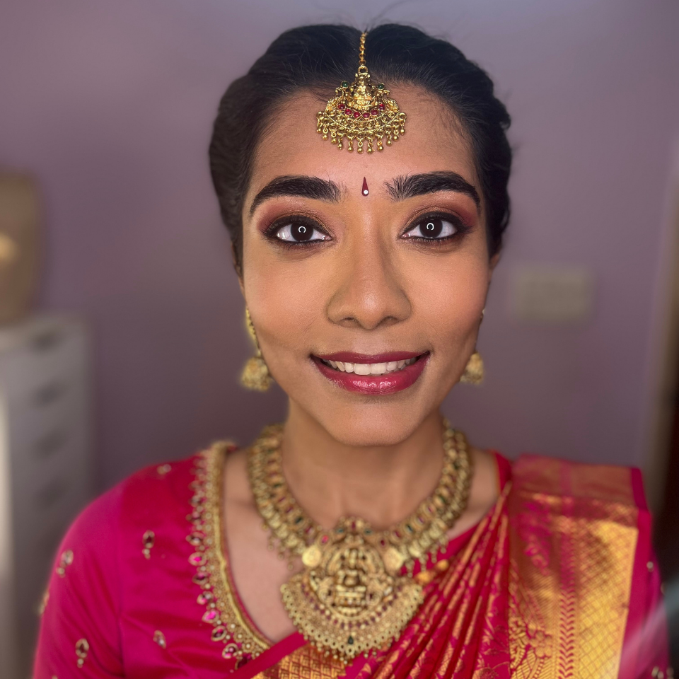 top makeup artists in bangalore,bridal makeup artist near me